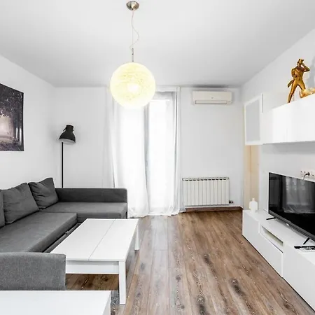 The Collection - Paseo De Gracia Modern And Cozy 3bd - 2bth * Barcelona