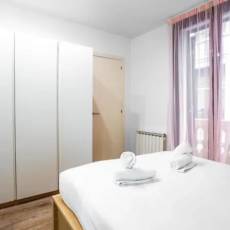 Apartment The Collection - Paseo De Gracia Modern And Cozy 3bd - 2bth *
