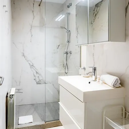 The Collection - Paseo De Gracia Modern And Cozy 3bd - 2bth * Barcelona